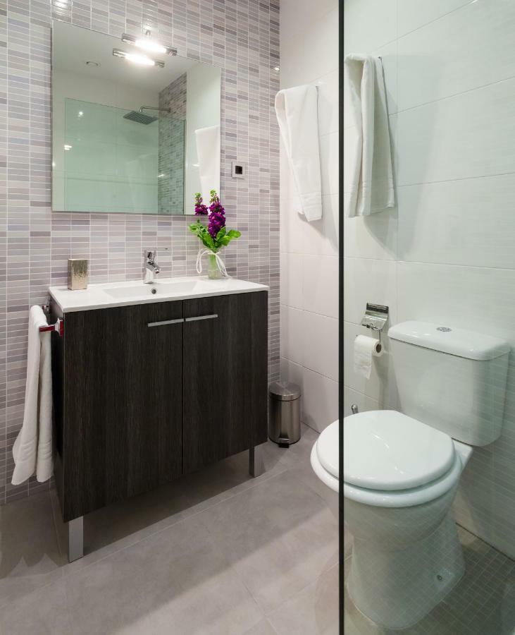 Mafloras Luxury&Beach Apartment กาลามิยอร์ ภายนอก รูปภาพ